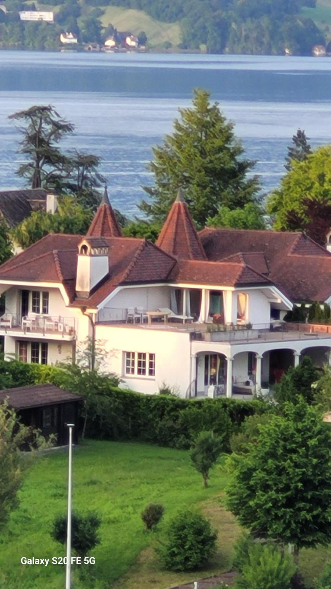 Villa Castagna Guesthouse Lucerne ภายนอก รูปภาพ